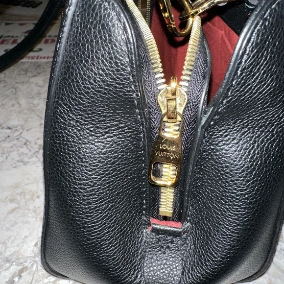 Louis Vuitton Monogram Giant Montaigne black and cream Beautiful handbag. - Picture 9 of 16
